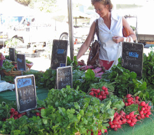 shopper at the Vista Farmers Market